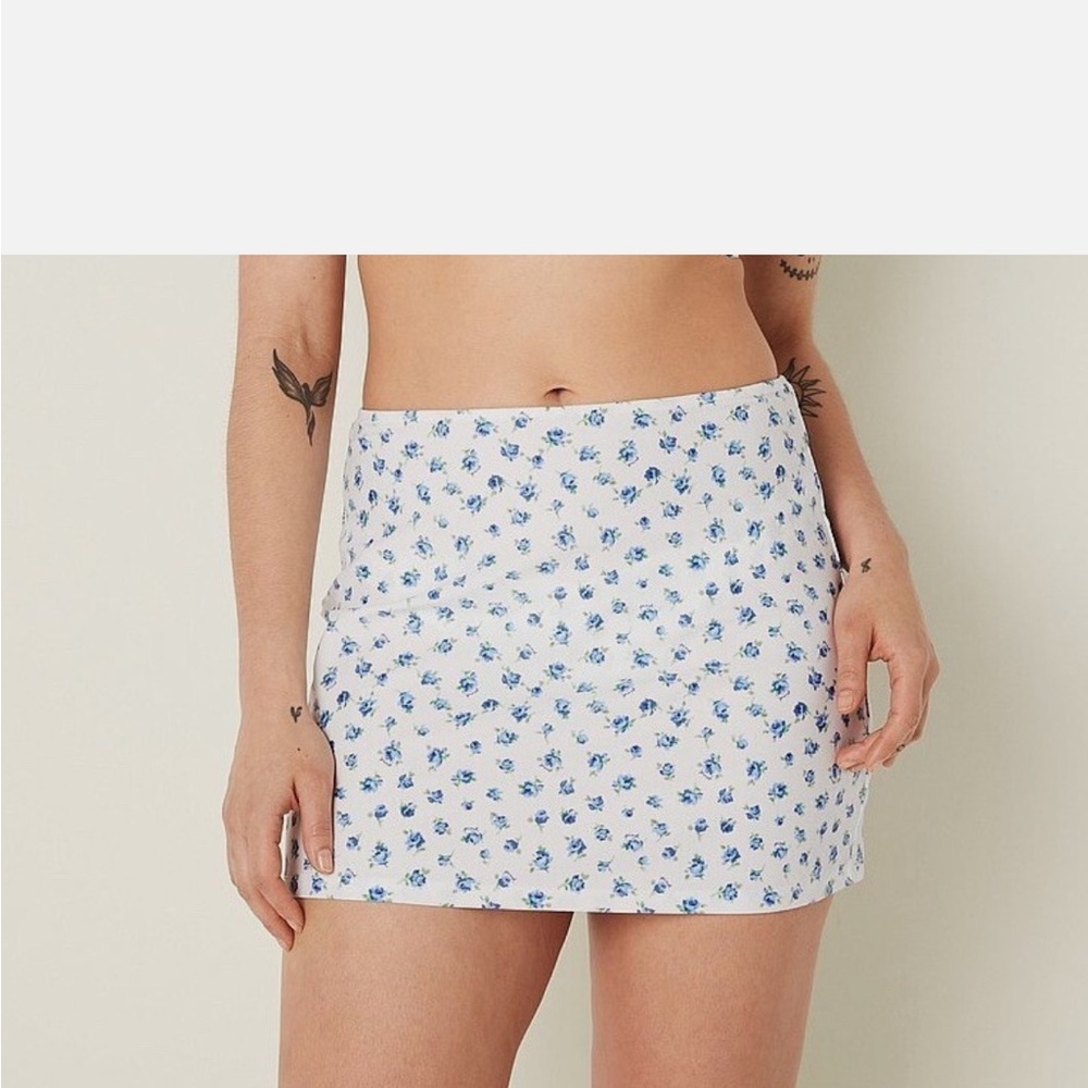 PINK Victoria's Secret Blue Floral Mini Skirt